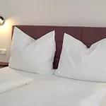招待所 Gaestehaus Heimelig
